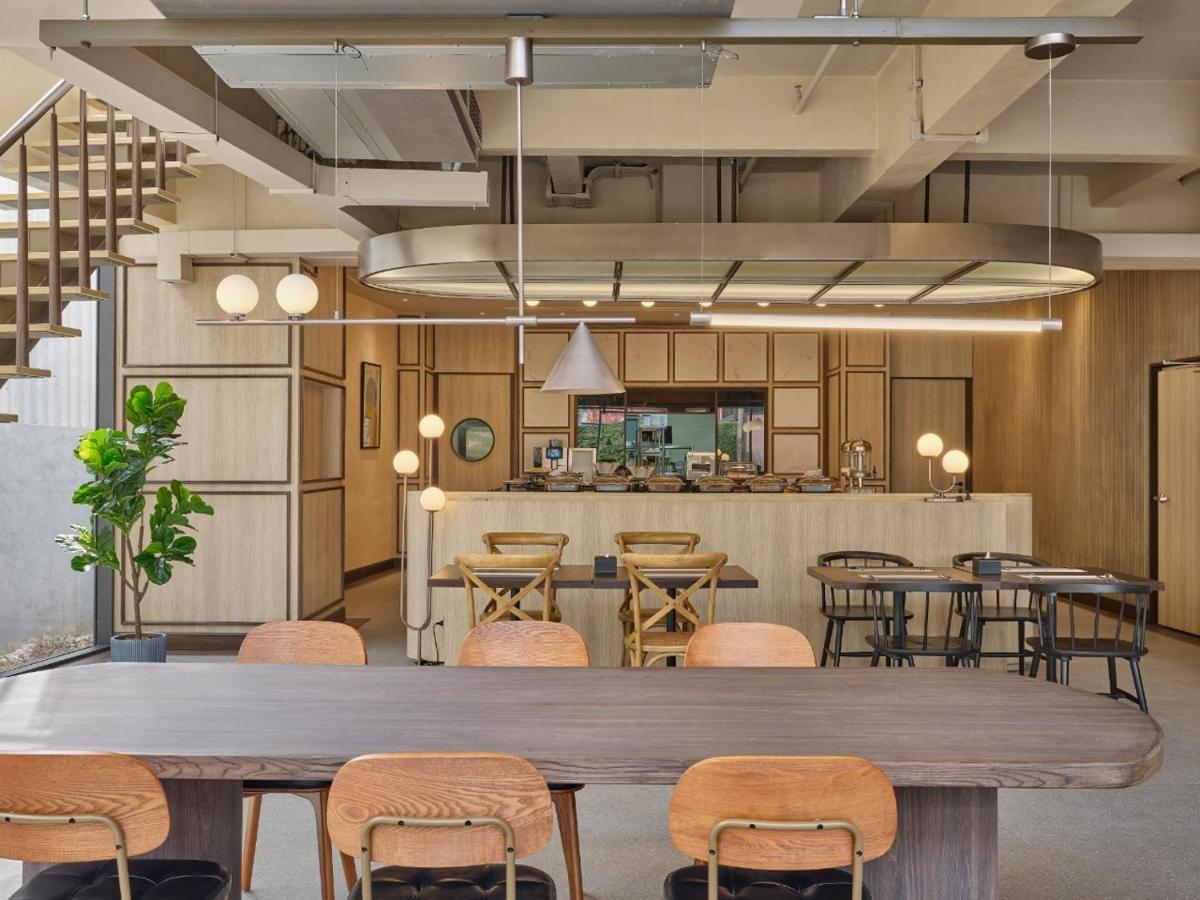 The Quarter Onnut By Uhg Hotel Bangkok Kültér fotó